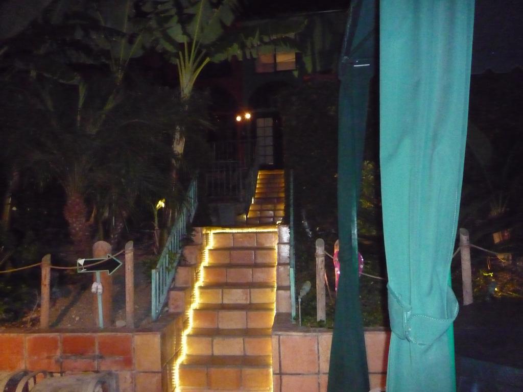 Woodland Hills Calabasas Guesthouses Los Angeles Eksteriør bilde