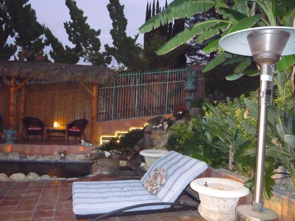 Woodland Hills Calabasas Guesthouses Los Angeles Eksteriør bilde