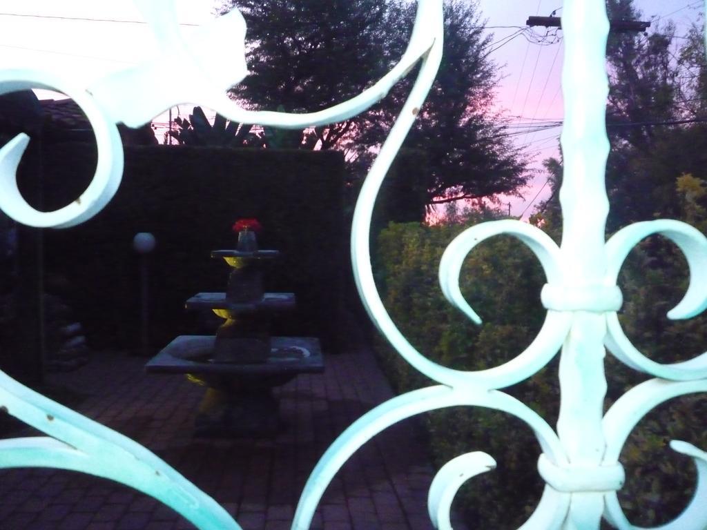 Woodland Hills Calabasas Guesthouses Los Angeles Eksteriør bilde