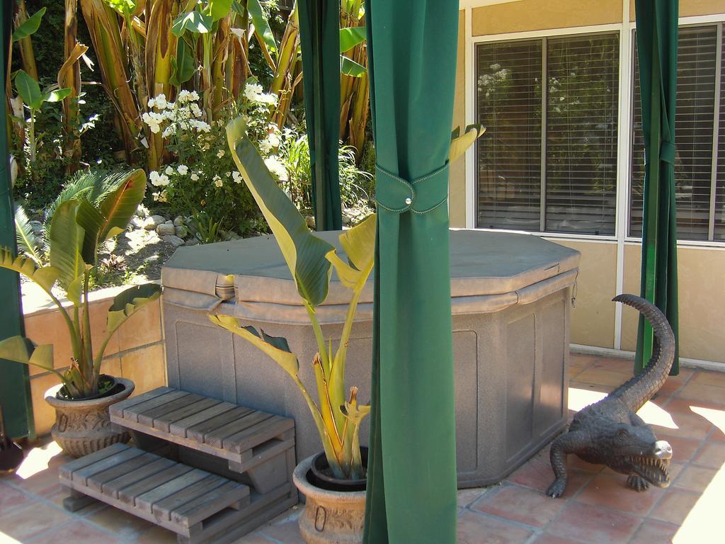 Woodland Hills Calabasas Guesthouses Los Angeles Eksteriør bilde